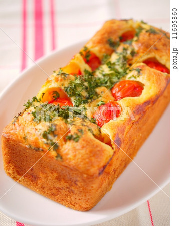 　ハムとプチトマトのケーク・サレ　 11695360