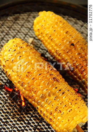 焼とうもろこし 11702776