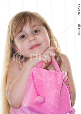 Beautiful young lady 11704253