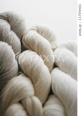 リネンの糸 11704481