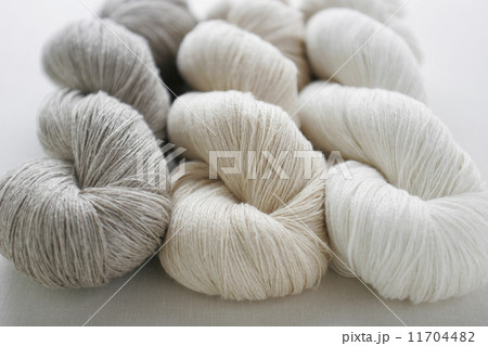 リネンの糸 11704482