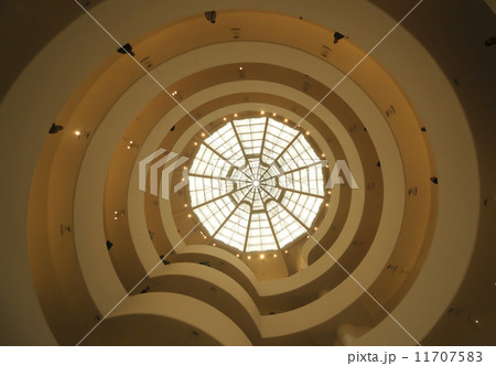 ［New York］ニューヨーク・グッゲンハイム美術館 螺旋階段［Guggenheim Museum］263 11707583