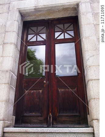 文翔館・扉のむこう 11711095