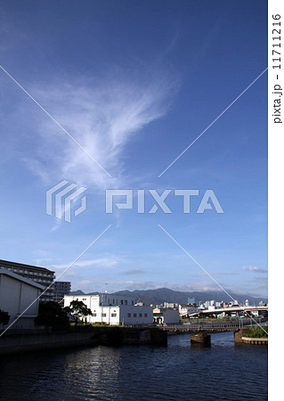 雲 夏の終わりの写真素材