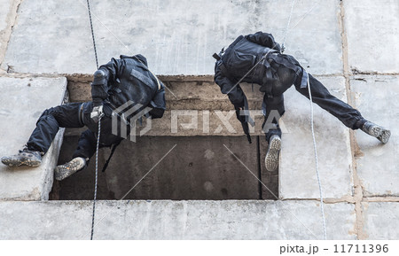 tactical rappeling 11711396