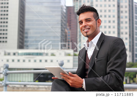 Businessman 11711885