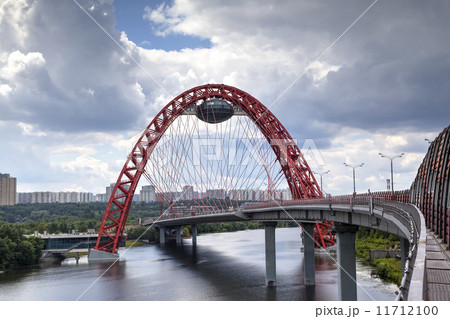 Zhivopisny (Picturesque) Bridge. Moscow, Russia 11712100