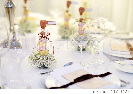 Table setting for an event party Table setting for an event party 11713125