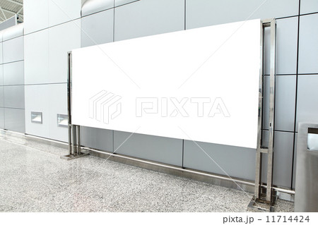 Placard with copy space in airport Placard with copy space in airport 11714424