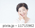 シニアの女性 11715962