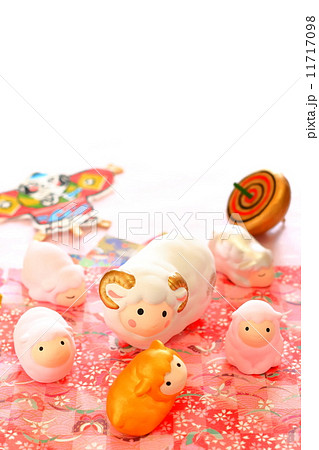 羊の親子　横 11717098