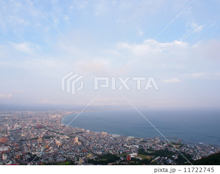 函館山から望む津軽海峡 11722745