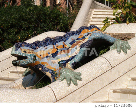 グエル公園 トカゲ グエル公園 トカゲ 11723606