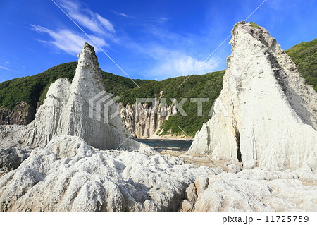 下北半島　仏ヶ浦の造形美 11725759