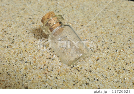 砂浜の瓶 砂浜の瓶 11726622