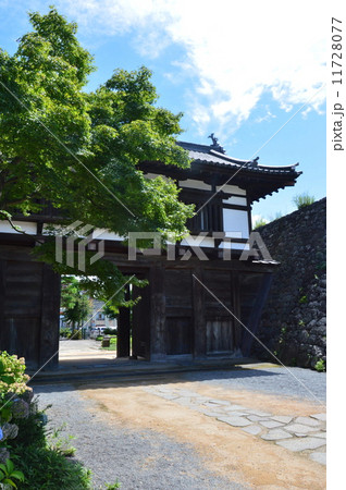 重要文化財･小諸城の「大手門」（長野県小諸市丁） 11728077