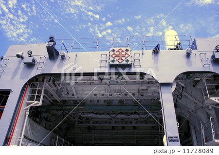 護衛艦「いかづち」の入港風景 11728089