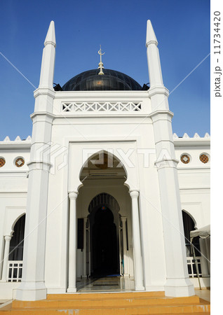 Main Entrance of Alwi Mosque in Kangar 11734420