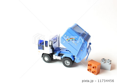 ゴミ収集車 11734456