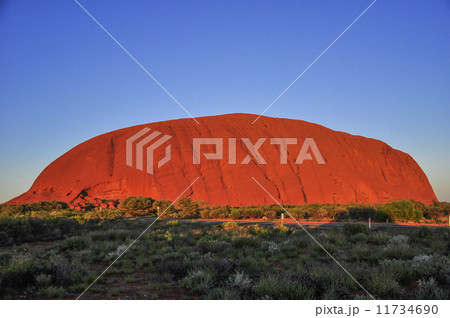 エアーズロック　ウルル　オーストラリア　 11734690