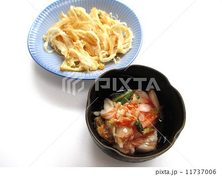 おつまみの白菜キムチとさきいか　 11737006