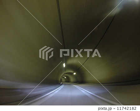 豆嵐トンネル南側内部（国道152号：飯田市上村） 11742182