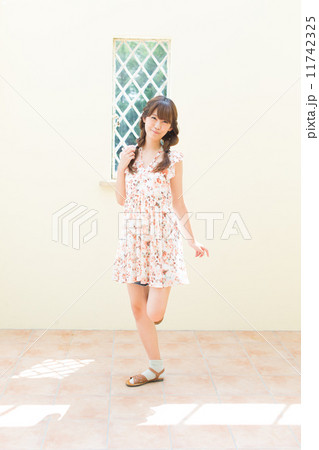 爽やかな女性 爽やかな女性 11742325