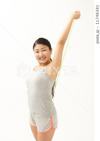 ぽっちゃり女性のダイエット 11746391