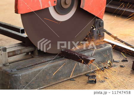 Worker cutting steel rod Worker cutting steel rod 11747458