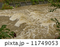 河川　濁流 11749053