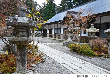 四季講堂(元三大師堂)（比叡山延暦寺･横川地区／滋賀県大津市坂本本町） 11750964