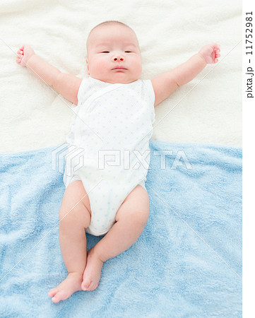 Baby boy full length Baby boy full length 11752981