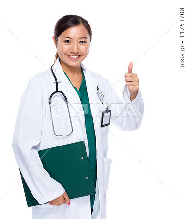 Doctor woman with thumb up 11753708