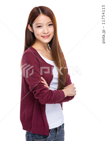 Young woman 11754115