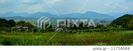 上田散歩・塩田平パノラマ風景 11758068