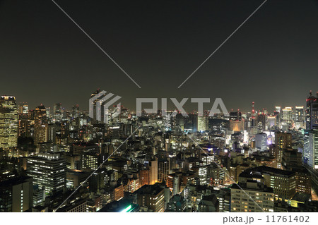 Tokyo cityscape at night 11761402