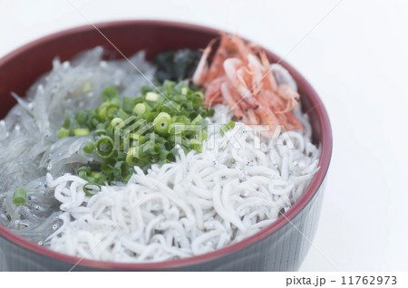 シラス丼 11762973