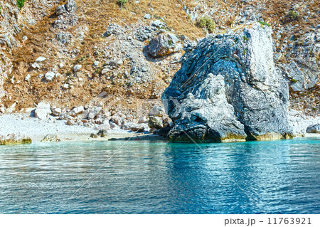 Summer Kefalonia coast view (Greece) 11763921