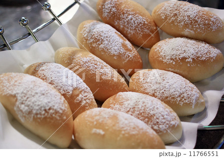 butter roll bread butter roll bread 11766551