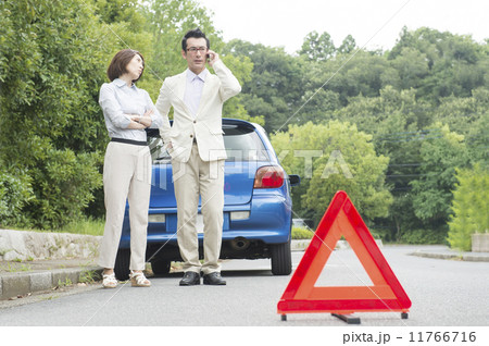 自動車トラブル 11766716