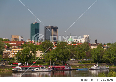 Old Town by the river Vistula picturesque scenery in the city of Old Town by the river Vistula picturesque scenery in the city of 11767826
