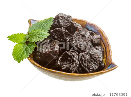 Dried plums 11768391