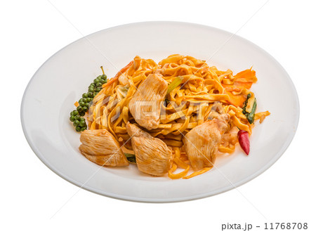Fried noodles with chicken Fried noodles with chicken 11768708