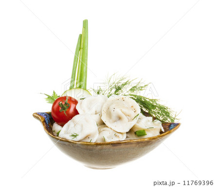 Bowl with traditional russian dish - pelmeni 11769396