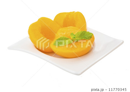 Marinated peaches 11770345