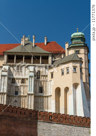 Royal castle in Wawel, Krakow 11771376