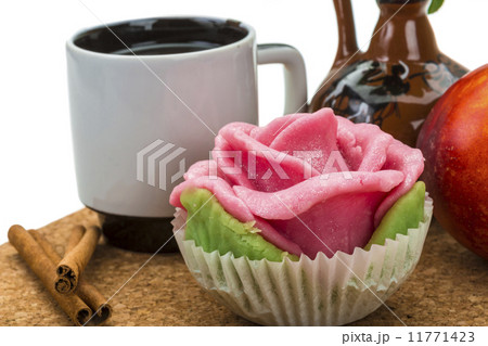 Breakfast wirh coffee, marzipan and peach Breakfast wirh coffee, marzipan and peach 11771423