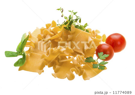 Beshbarmak pasta 11774089