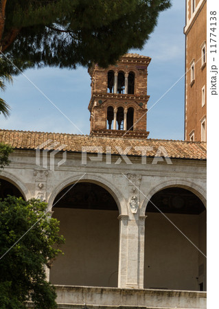 Great church in center of Rome, Italy. Great church in center of Rome, Italy. 11774138