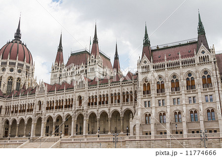 Budapest, the building of the Parliament (Hungary) 11774666